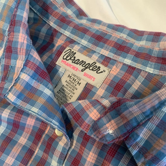 Wrangler Button Down - Picture 5 of 9